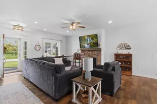 N806 Long Dr, Fort Atkinson, WI 53538 - Photo 4