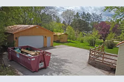 614 Sherman Street, Mauston, WI 53948 - Photo 2