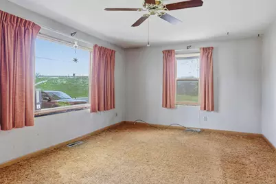 614 Sherman Street, Mauston, WI 53948 - Photo 6
