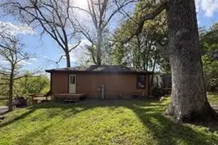 136 Beach Ave, Edgerton, WI 53534 - Photo 6