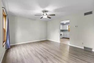 3110 Clove Dr, Madison, WI 53704 - Photo 8