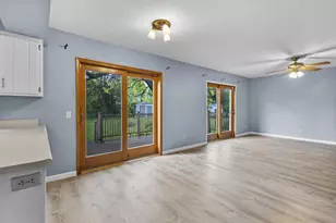 3110 Clove Dr, Madison, WI 53704 - Photo 12