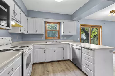 3110 Clove Drive, Madison, WI 53704 - Photo 10