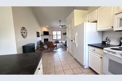 407 East Avenue #4, Belleville, WI 53508 - Photo 10