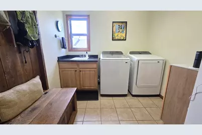407 East Avenue #4, Belleville, WI 53508 - Photo 18