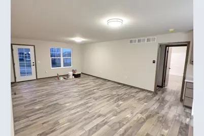 309 Prairie Hills Drive, Ridgeville, WI 53533 - Photo 6