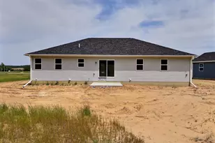 2926 Blue Jay Ln, Portage, WI 53901 - Photo 16