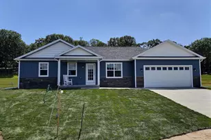 2929 Blue Jay Ln, Portage, WI 53901 - Photo 1