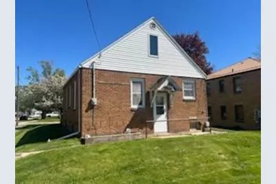 425 Grandview Avenue, Waupun, WI 53963 - Photo 4