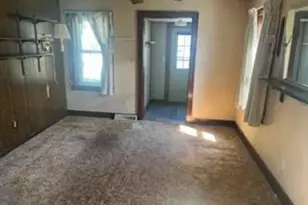 425 Grandview Ave, Waupun, WI 53963 - Photo 8