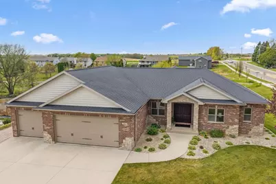 441 Willow Springs Court, Janesville, WI 53548 - Photo 8
