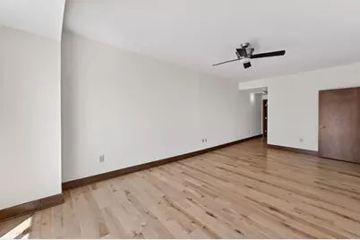 333 Mifflin Street #6180, Madison, WI 53703 - Photo 18