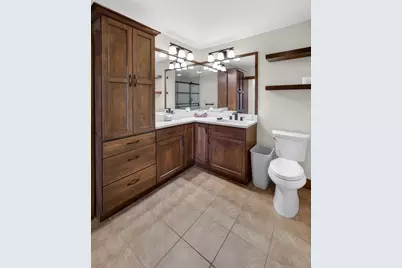 333 Mifflin Street #6180, Madison, WI 53703 - Photo 16