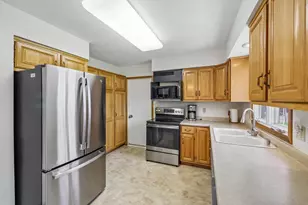 3745 Elna Rd, Madison, WI 53718 - Photo 12