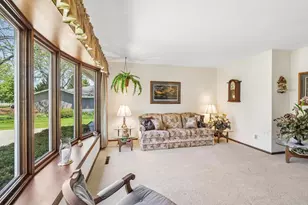 3745 Elna Rd, Madison, WI 53718 - Photo 4