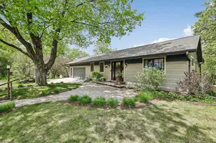 7450 South Ave, Middleton, WI 53562 - Photo 4