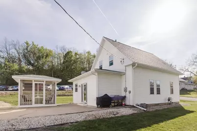 718 Fairview Street, Blanchardville, WI 53516 - Photo 2