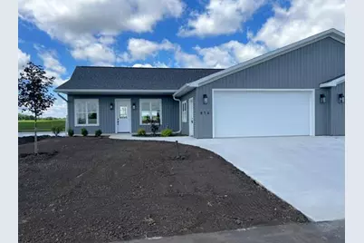 814 Lakeview Lane, Ripon, WI 54971 - Photo 2