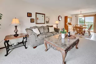 6580 Linden Cir, Windsor, WI 53598 - Photo 10