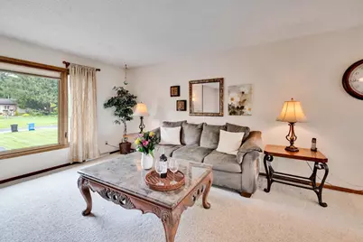 6580 Linden Circle, Windsor, WI 53598 - Photo 8