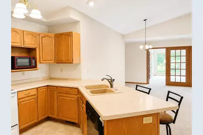 404 Henry Drive #3, Portage, WI 53901 - Photo 8