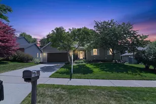 5129 Butterfield Dr, Madison, WI 53704 - Photo 2