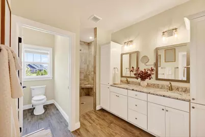 2150 Baptisia Pass, Sun Prairie, WI 53590 - Photo 24