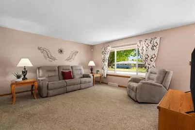 1510 Sylvester Street, Janesville, WI 53546 - Photo 2