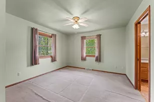 1827 Huntington Park Dr, Reedsburg, WI 53959 - Photo 20