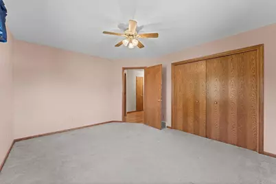 1827 Huntington Park Drive, Reedsburg, WI 53959 - Photo 24