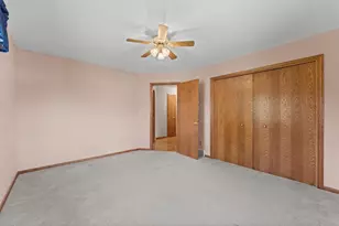 1827 Huntington Park Dr, Reedsburg, WI 53959 - Photo 24