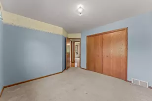 1827 Huntington Park Dr, Reedsburg, WI 53959 - Photo 26