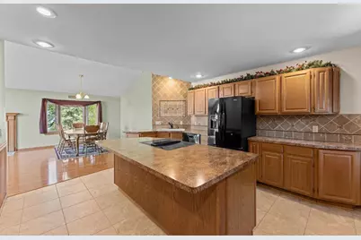 1827 Huntington Park Drive, Reedsburg, WI 53959 - Photo 18
