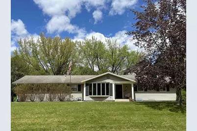 596 Illinois Avenue, Green Lake, WI 54941 - Photo 2