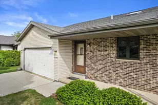 639 Wood Violet Ln, Sun Prairie, WI 53590 - Photo 1