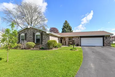 2749 Butlin Drive, Beloit, WI 53511 - Photo 2