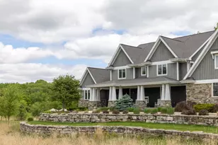 5090 Aspen Valley Ct, Middleton, WI 53562 - Photo 4