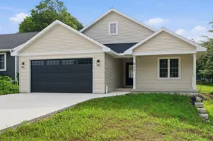517 Alan Dr, Mount Horeb, WI 53572 - Photo 2
