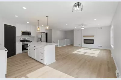 517 Alan Drive, Mount Horeb, WI 53572 - Photo 14