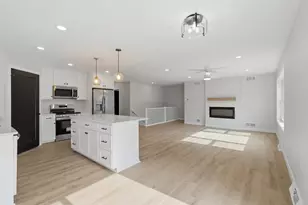 517 Alan Dr, Mount Horeb, WI 53572 - Photo 14