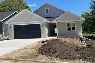 517 Alan Dr, Mount Horeb, WI 53572 - Photo 1