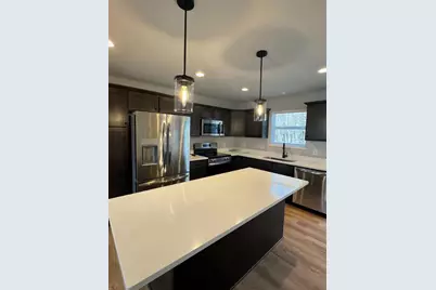 2179 Waterfall Way, Madison, WI 53718 - Photo 6