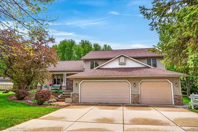 706 Summerton Court, Sun Prairie, WI 53590 - Photo 2