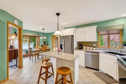 706 Summerton Court, Sun Prairie, WI 53590 - Photo 8