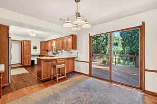 1513 Woodvale Dr, Madison, WI 53716 - Photo 8