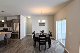 4499 Thrasher St, Middleton, WI 53562 - Photo 12