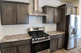 4499 Thrasher St, Middleton, WI 53562 - Photo 8