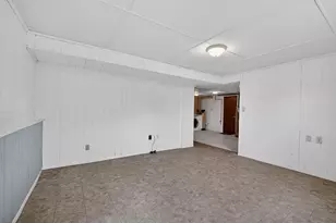 2107 W 4th Ave, Monroe, WI 53566 - Photo 38