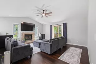 2897 Brian Ln, Fitchburg, WI 53711 - Photo 8
