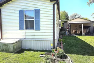 127 Falling Creek Cir, Janesville, WI 53548 - Photo 38